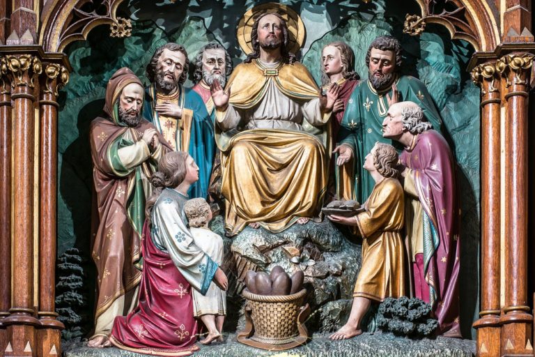 SEVENTEENTH SUNDAY IN ORDINARY TIME (YEAR B)