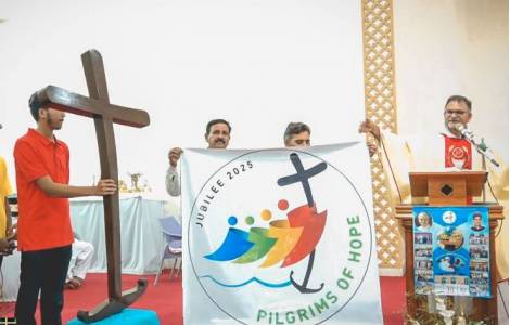 ASIA/PAKISTAN – Father Feroz: “The light of Christ shines in Pakistan offering hope for peace through the Jubilee Year”